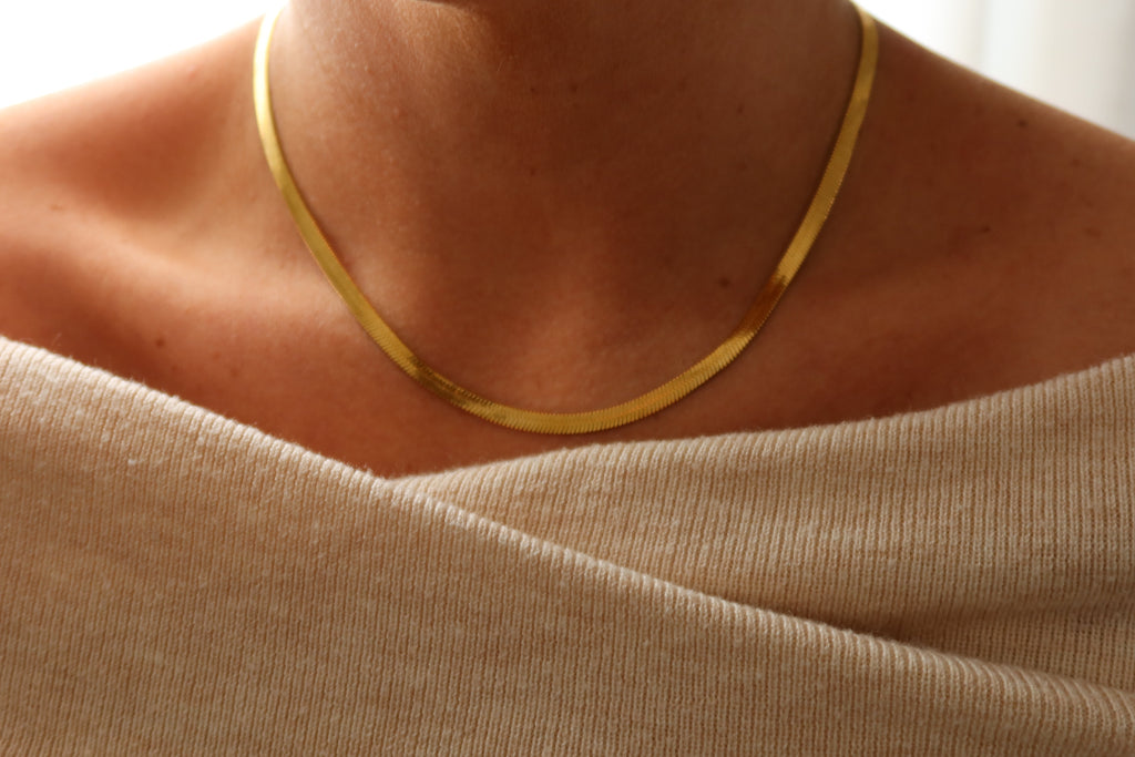 The Silhouette Necklace